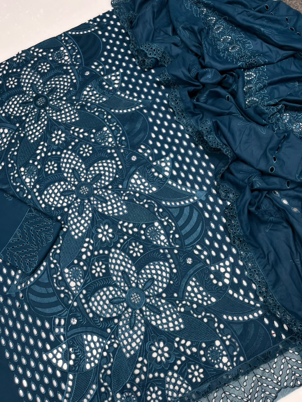 Maria B Winter Dhanak 3-Piece — K 231