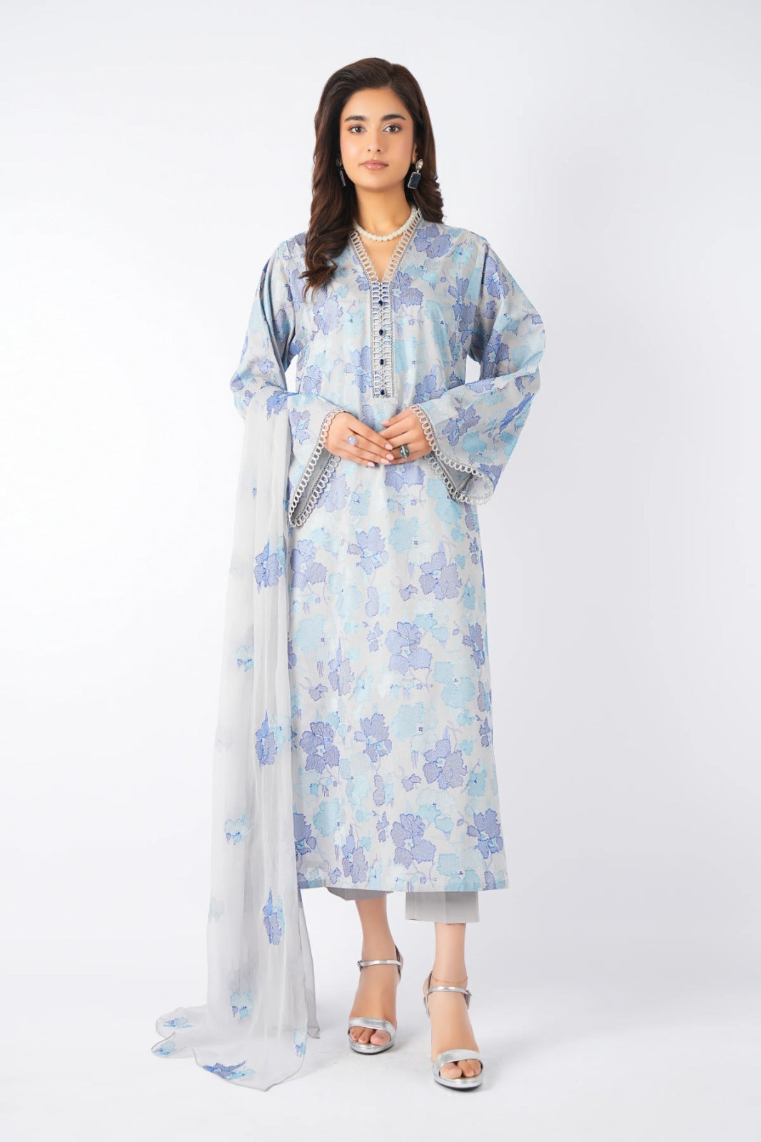 Bareeze Karandi 3-Piece Unstitched Suit | Code 7008