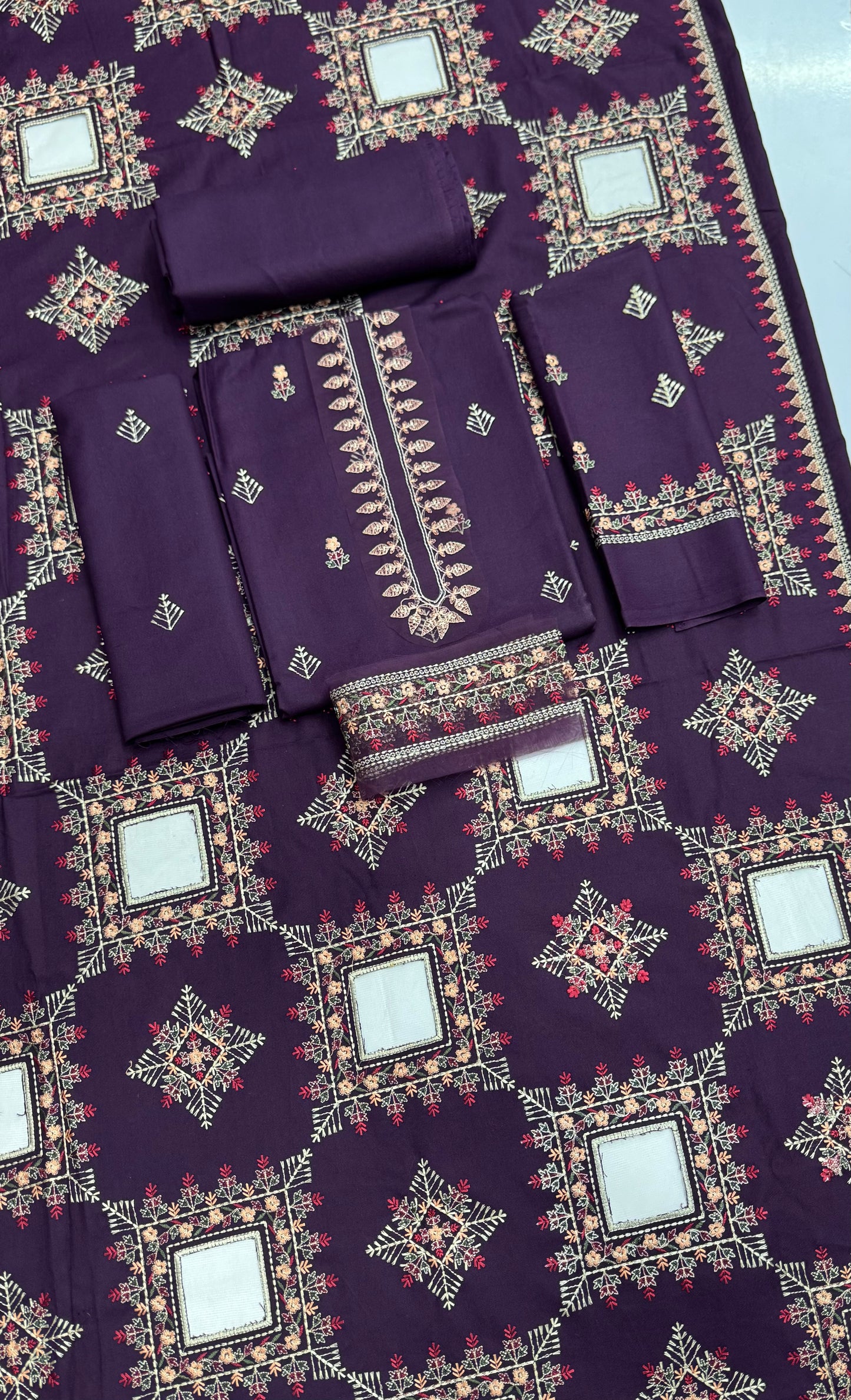 Dhanak 3 PC 1673