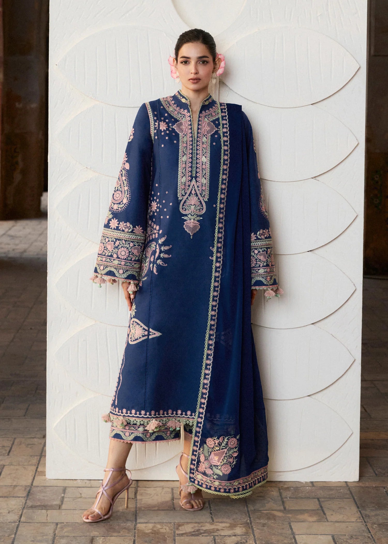Hussain Rehar 2200 navy dhanak embroidered suit full look