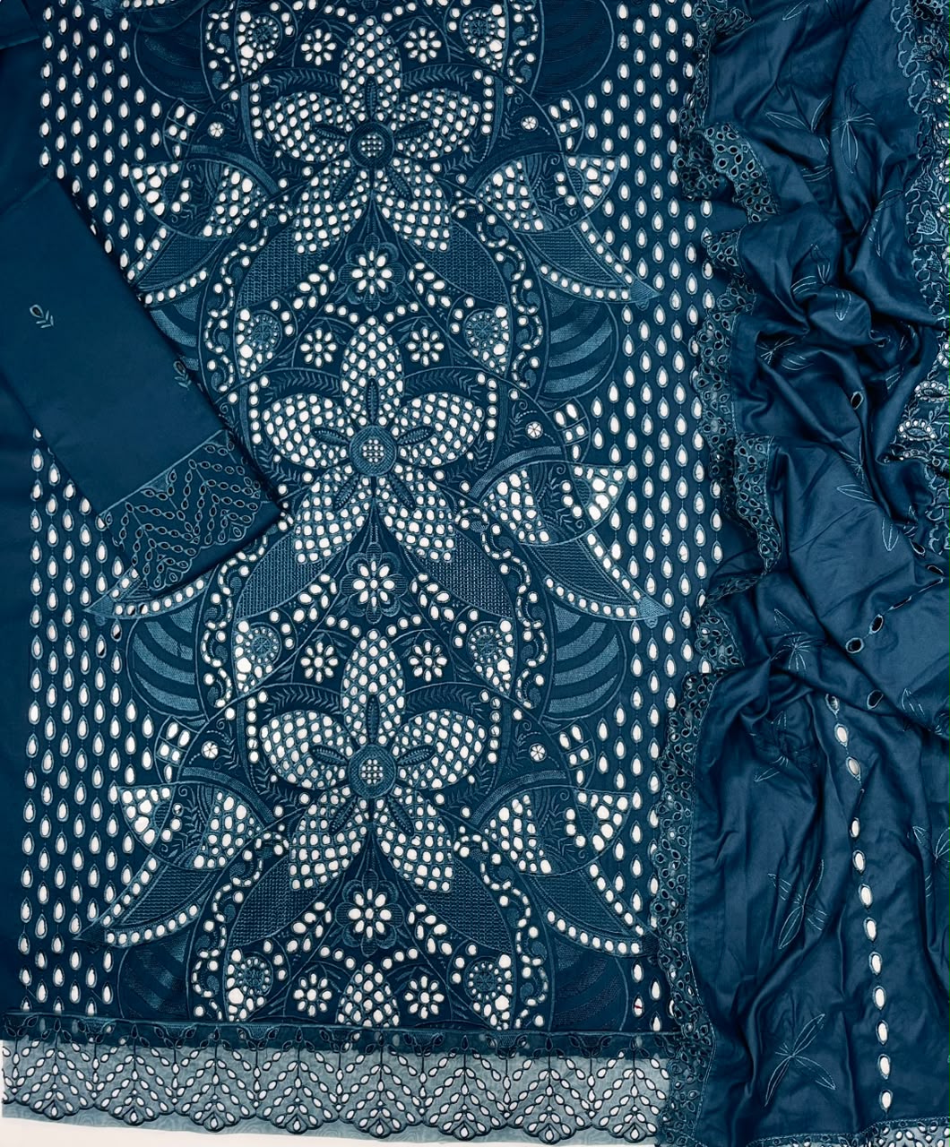 Maria B Winter Dhanak 3-Piece — K 231