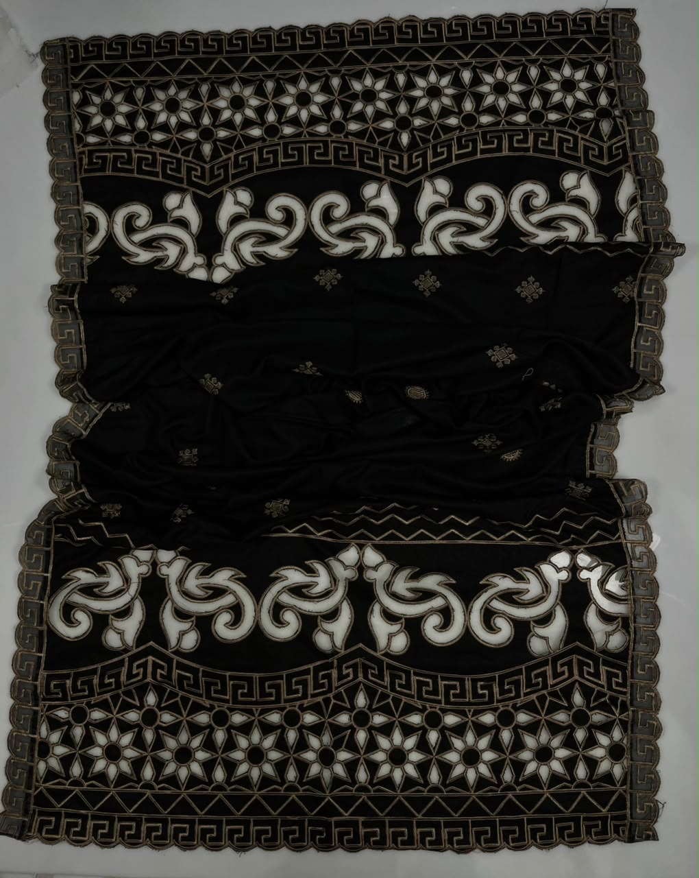 Bareeze Winter Dhanak 3-Piece — K 601