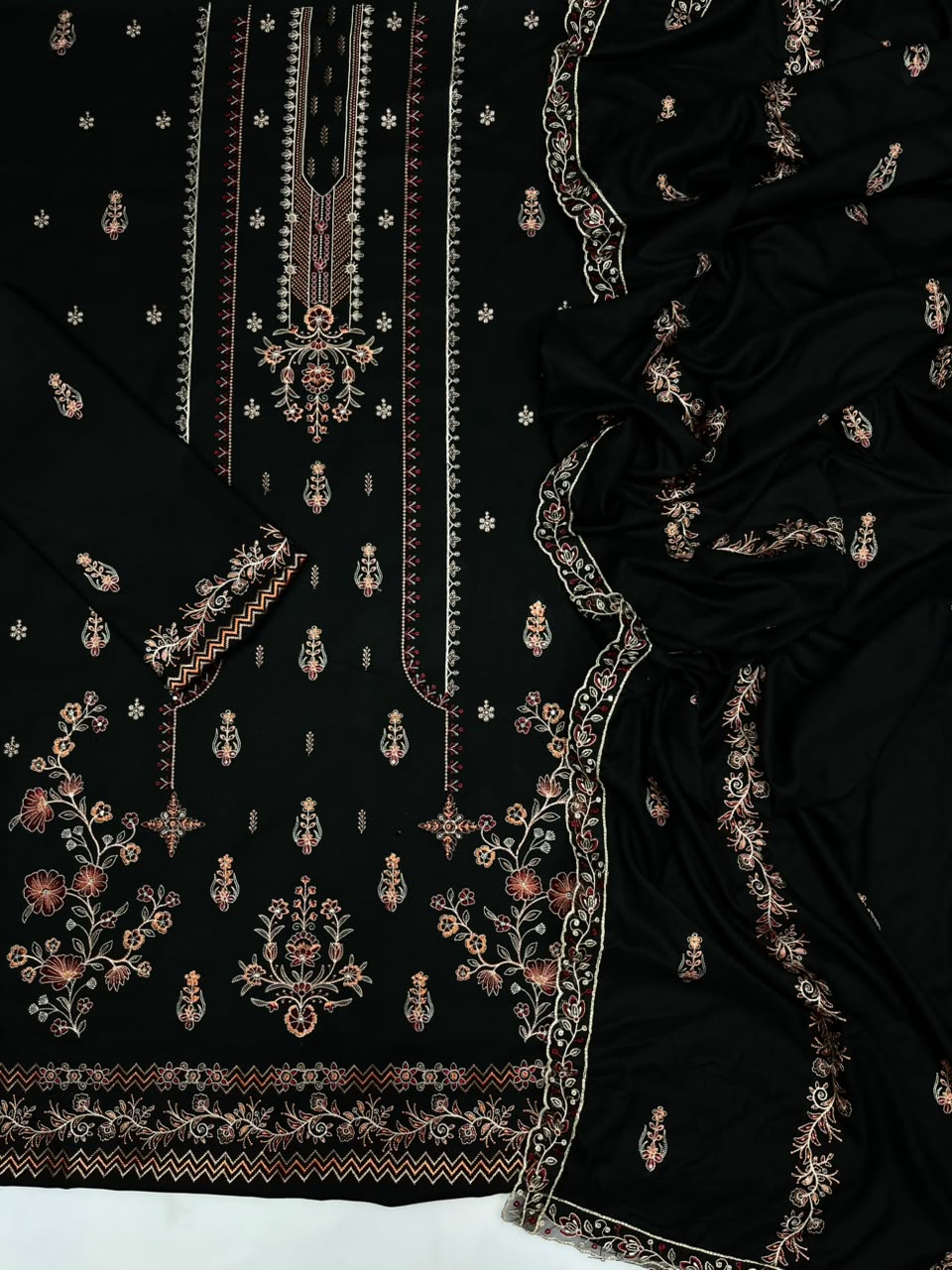 Baroque Winter Dhanak 3-Piece — K 207