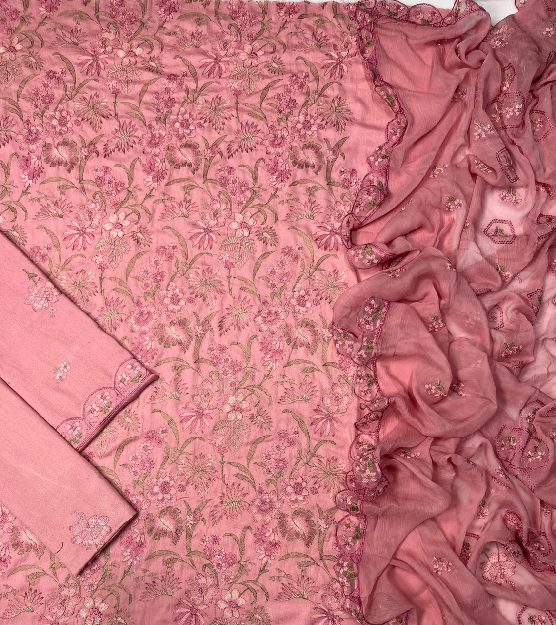 Bareeze K-236| Karandi with Crinkle Dupatta