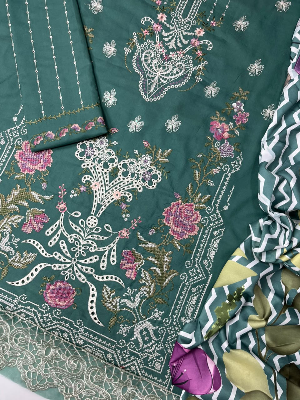 Sobia Nazir 712 Dhanak 3PC Winter Suit