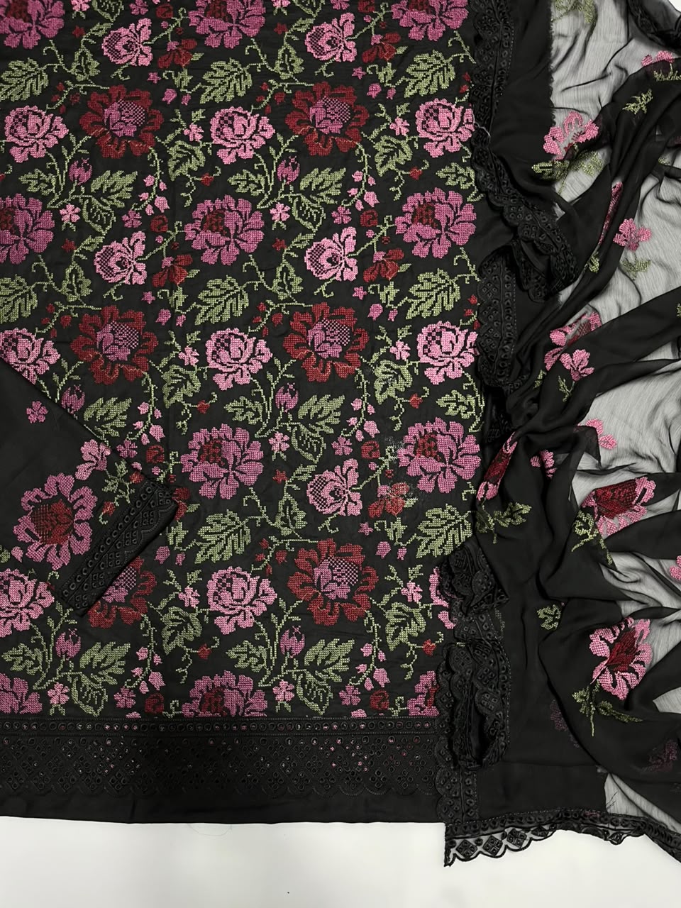 Bareeze K-239 fabric close-up