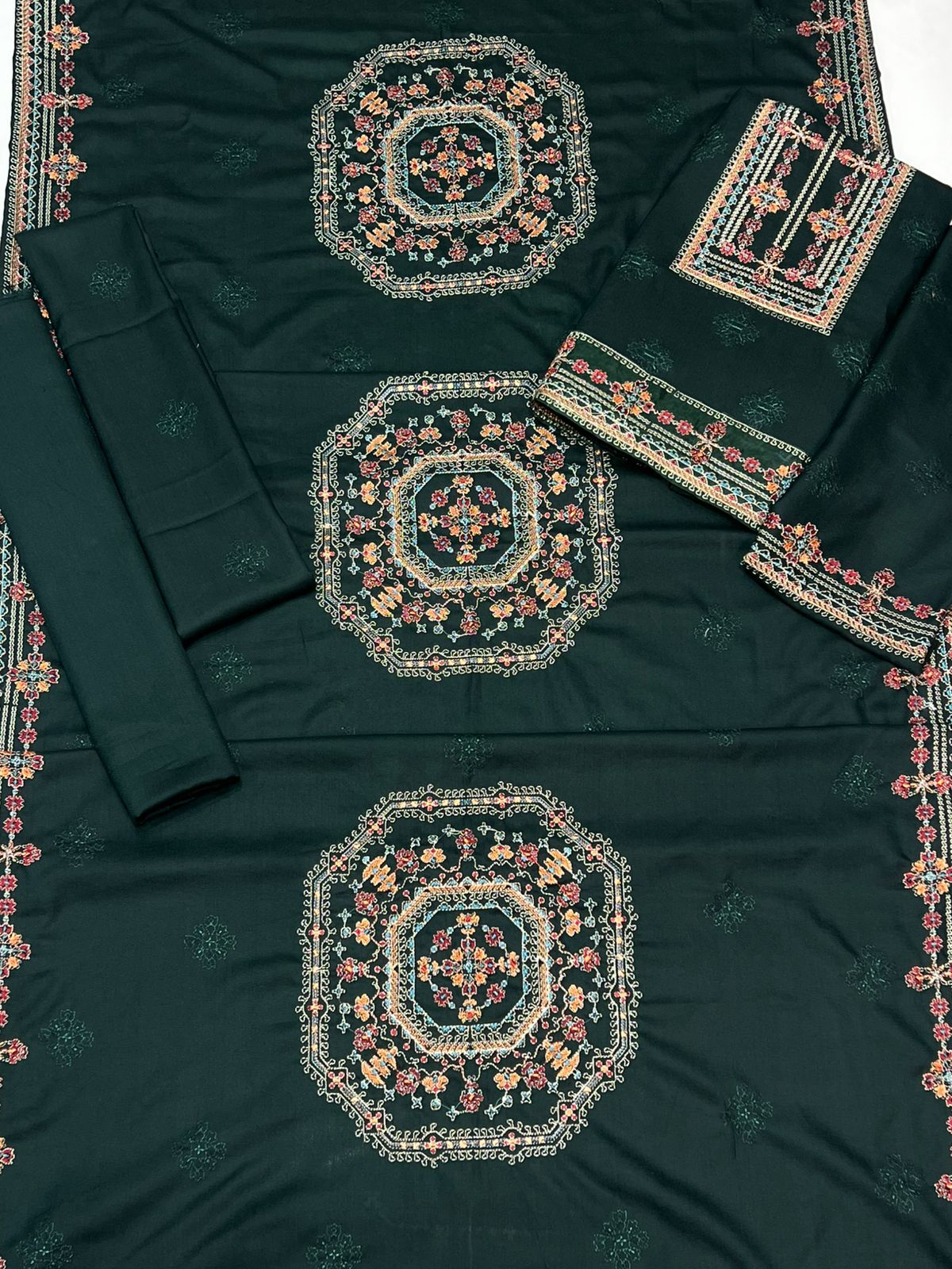 Bareeze Winter Dhanak 3-Piece — 2168