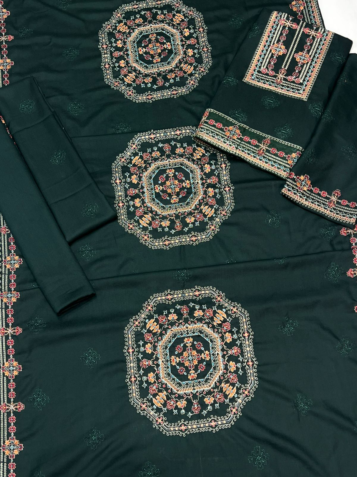 Bareeze Winter Dhanak 3-Piece — 2168