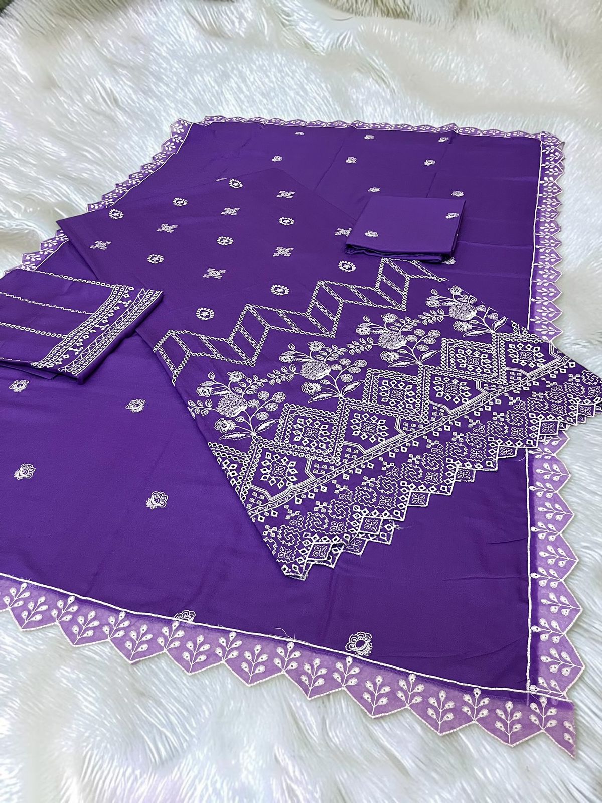 Maria B Unstitched Suit | Code 2210