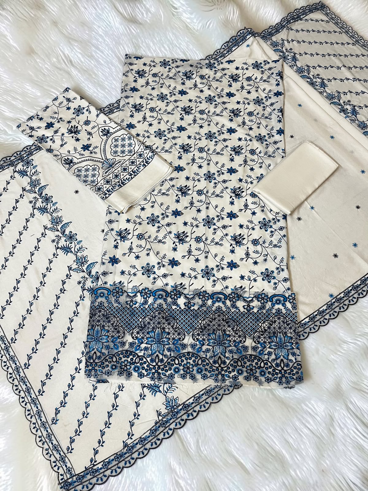 Faiza Saqlain Winter Dhanak 3-Piece — 2160