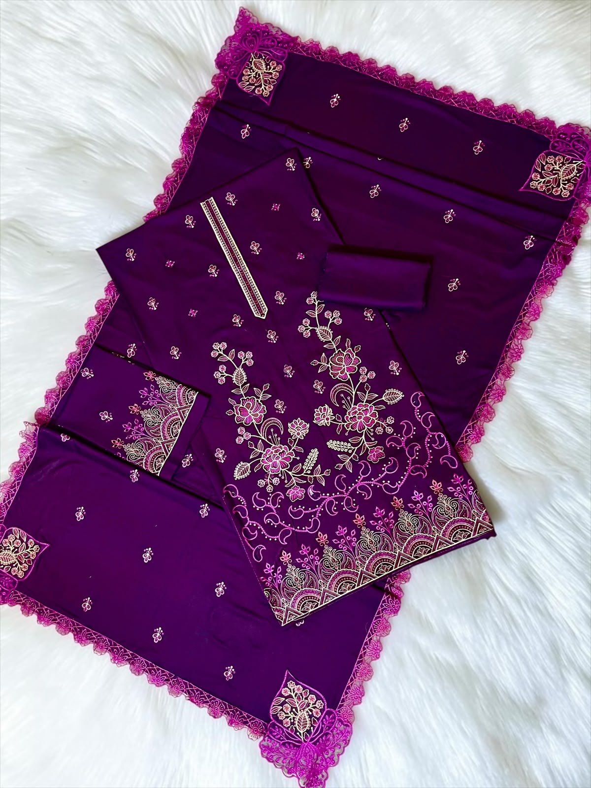 Maria B Unstitched Suit | Code 2197