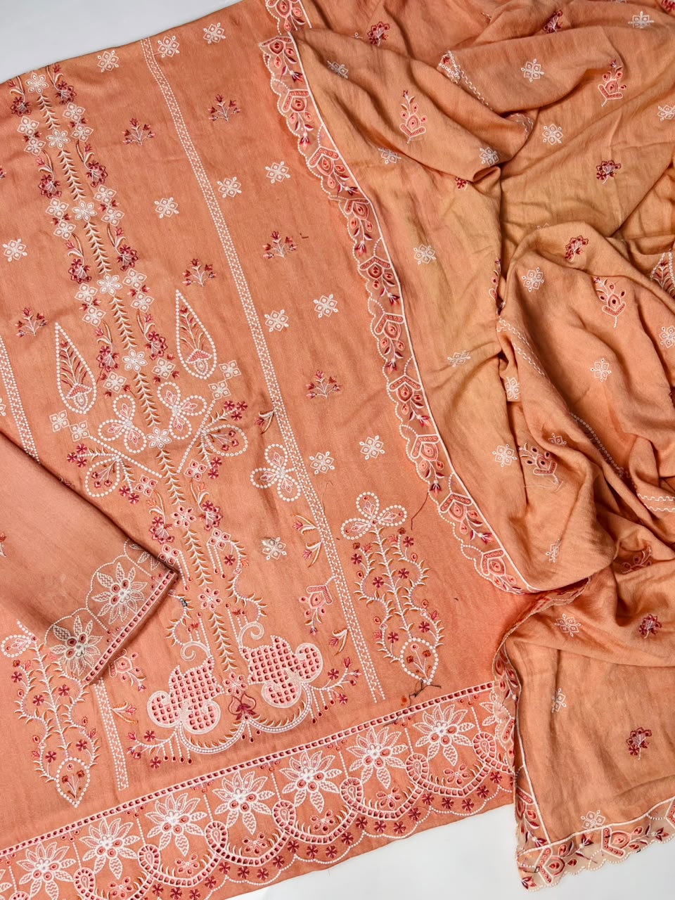 Crimson Winter Karandi 3-Piece — 243 PN