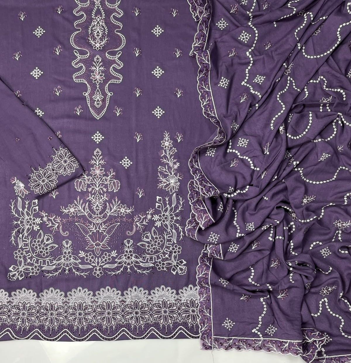 Crimson Winter Karandi 3-Piece — 243 PL