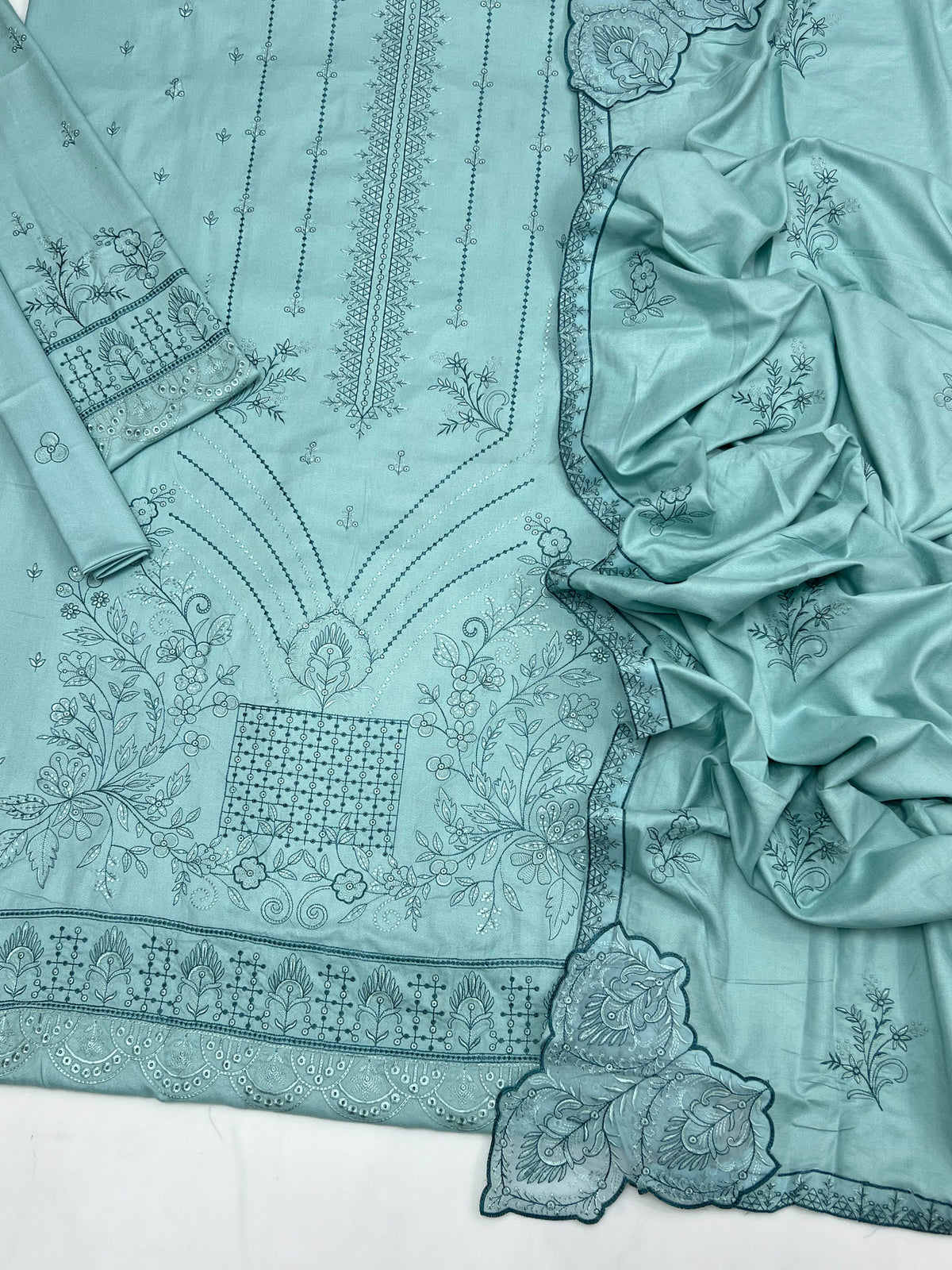 Maria B Unstitched Suit | Code 2255