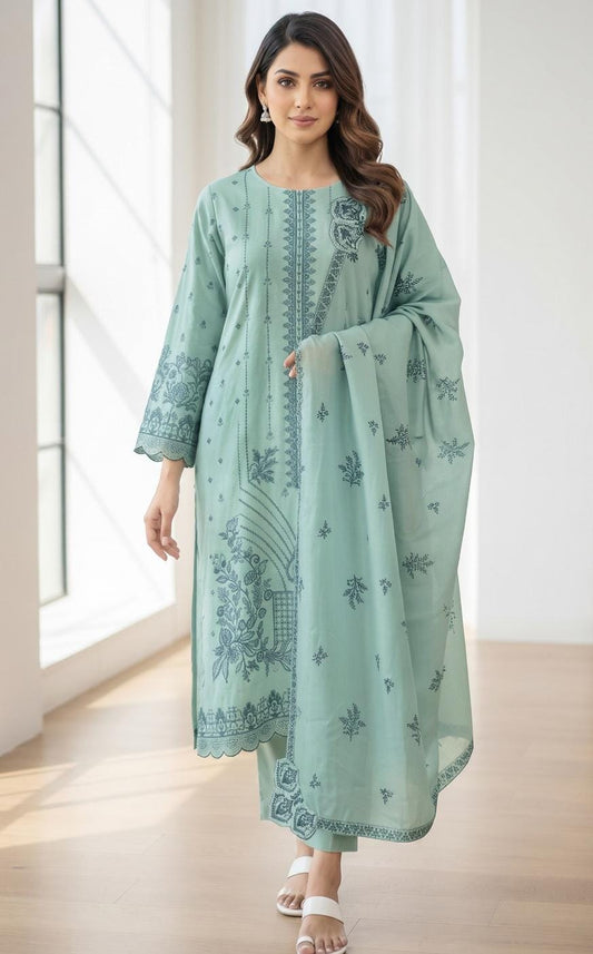 Maria B article 2255. Soft mint with contrasting botanical motifs and a coordinating dupatta.